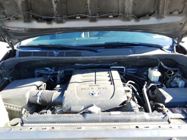 Photo 6 VIN: 5TDKY5G18BS032921 - TOYOTA SEQUOIA LI 