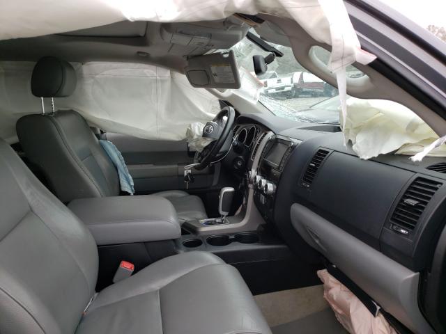 Photo 4 VIN: 5TDKY5G1XBS034797 - TOYOTA SEQUOIA LI 