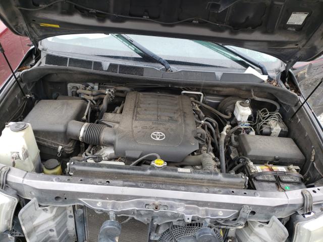 Photo 6 VIN: 5TDKY5G1XBS034797 - TOYOTA SEQUOIA LI 