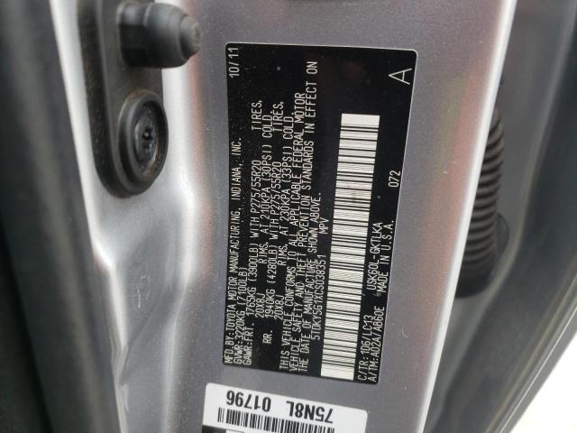 Photo 9 VIN: 5TDKY5G1XCS038351 - TOYOTA SEQUOIA LI 