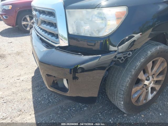 Photo 5 VIN: 5TDKY5G1XCS040374 - TOYOTA SEQUOIA 