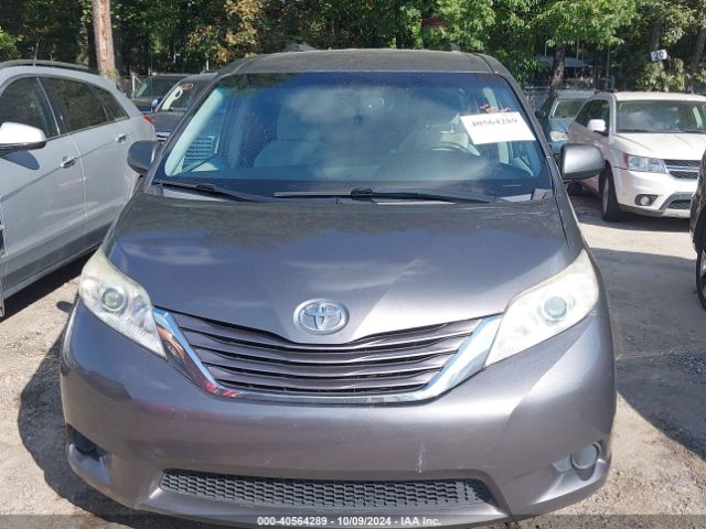 Photo 5 VIN: 5TDKZ3DC0HS795192 - TOYOTA SIENNA 