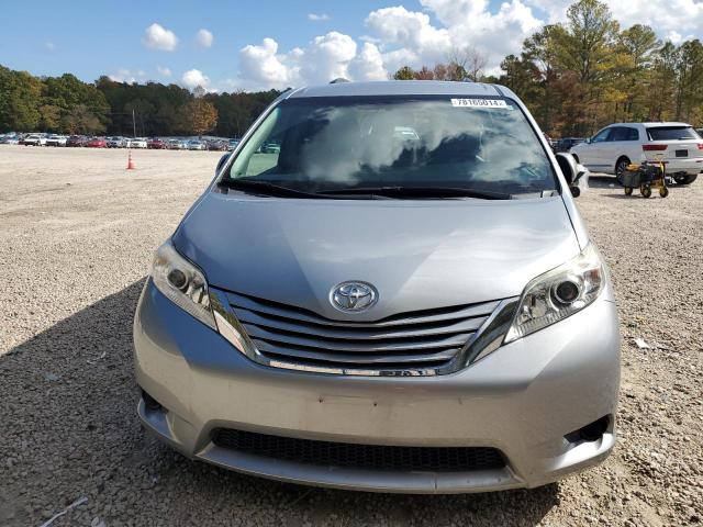 Photo 4 VIN: 5TDKZ3DC0HS827090 - TOYOTA SIENNA LE 