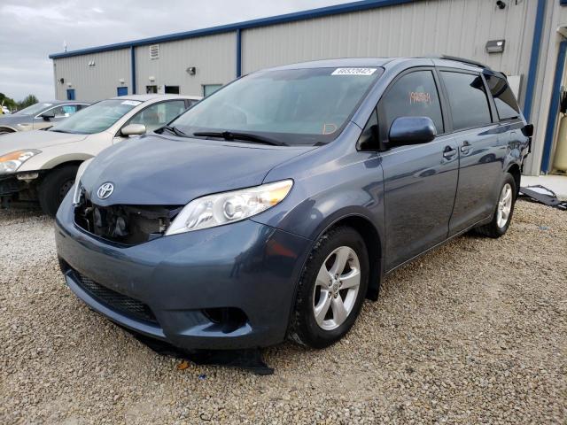 Photo 1 VIN: 5TDKZ3DC0HS870375 - TOYOTA SIENNA LE 