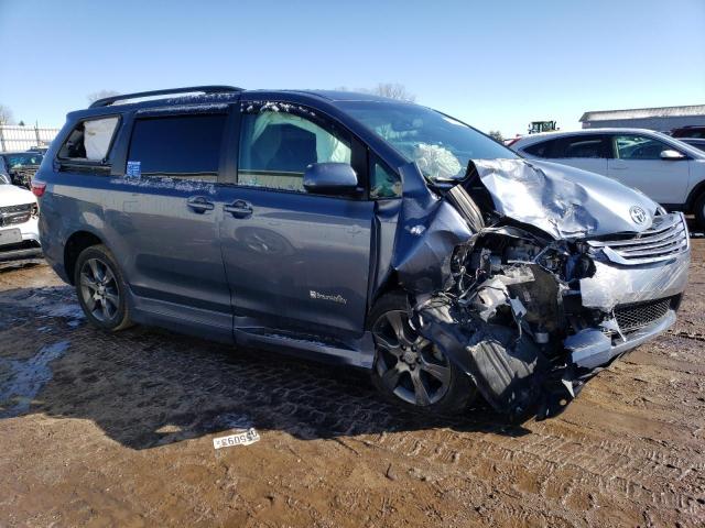 Photo 3 VIN: 5TDKZ3DC0HS878766 - TOYOTA SIENNA LE 