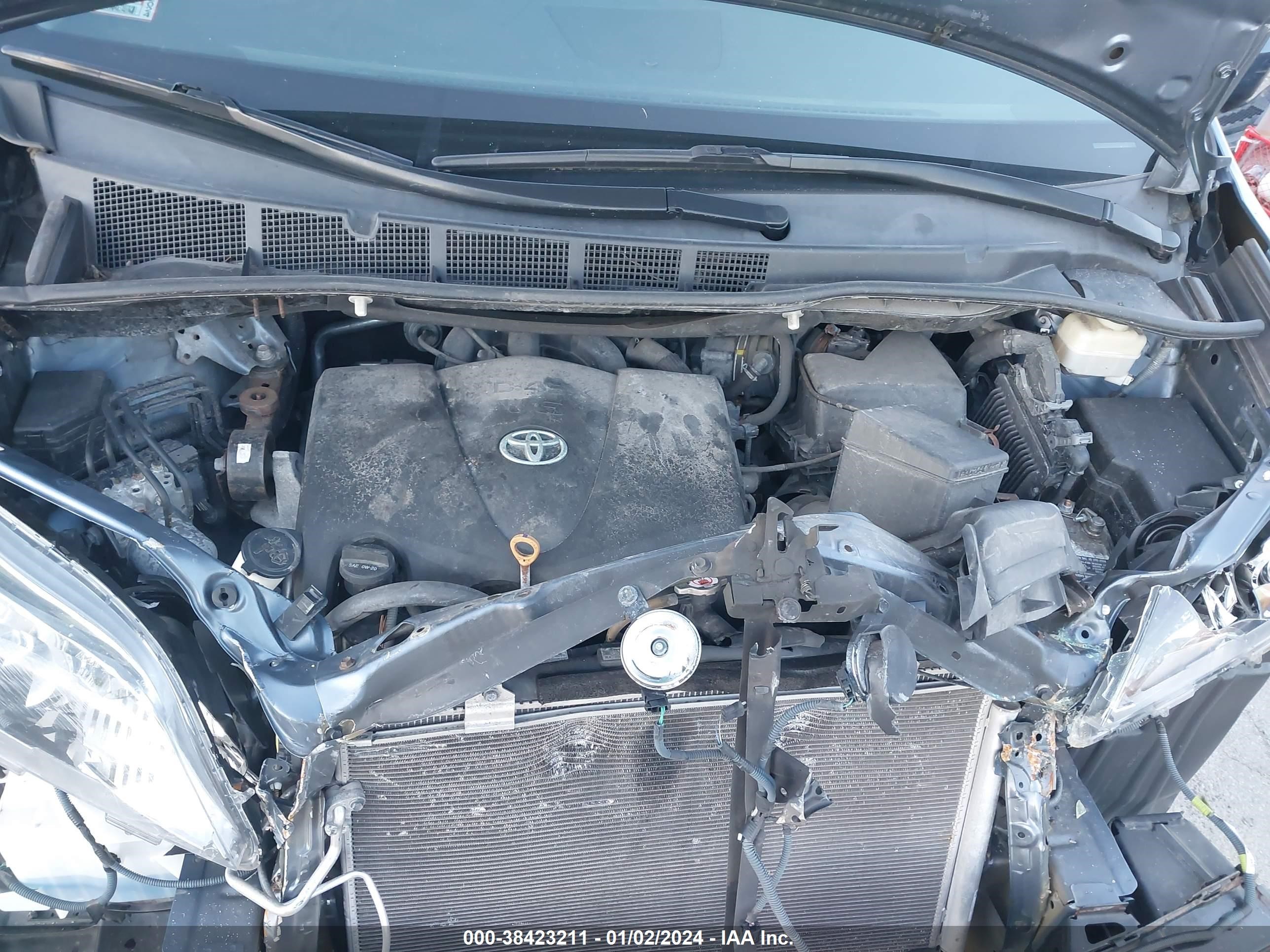 Photo 9 VIN: 5TDKZ3DC0HS885829 - TOYOTA SIENNA 