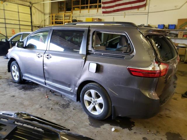 Photo 1 VIN: 5TDKZ3DC0JS953939 - TOYOTA SIENNA LE 