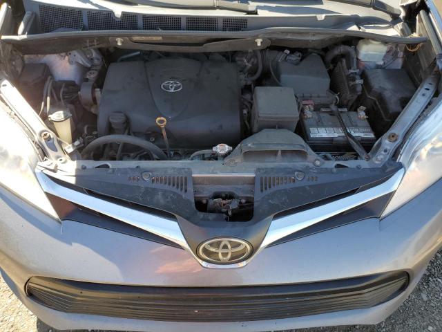 Photo 11 VIN: 5TDKZ3DC0JS957344 - TOYOTA SIENNA LE 