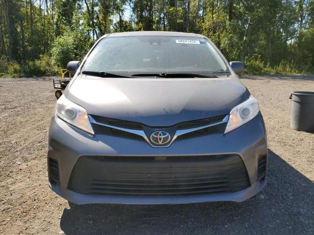 Photo 4 VIN: 5TDKZ3DC0JS957344 - TOYOTA SIENNA LE 