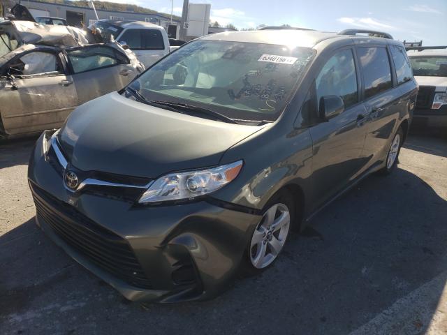 Photo 1 VIN: 5TDKZ3DC0JS960549 - TOYOTA SIENNA LE 