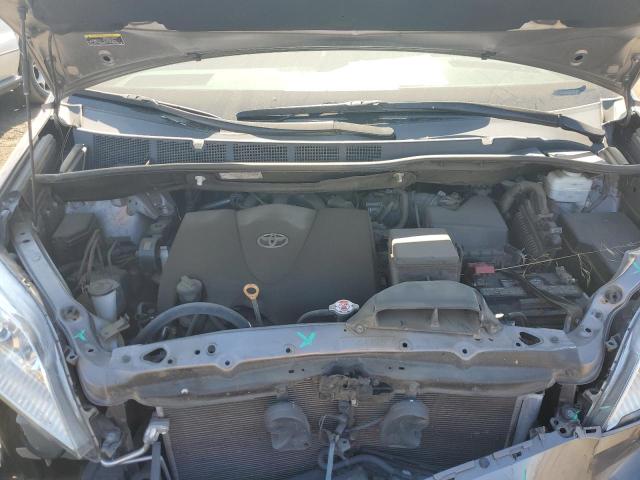 Photo 6 VIN: 5TDKZ3DC0KS010791 - TOYOTA SIENNA LE 