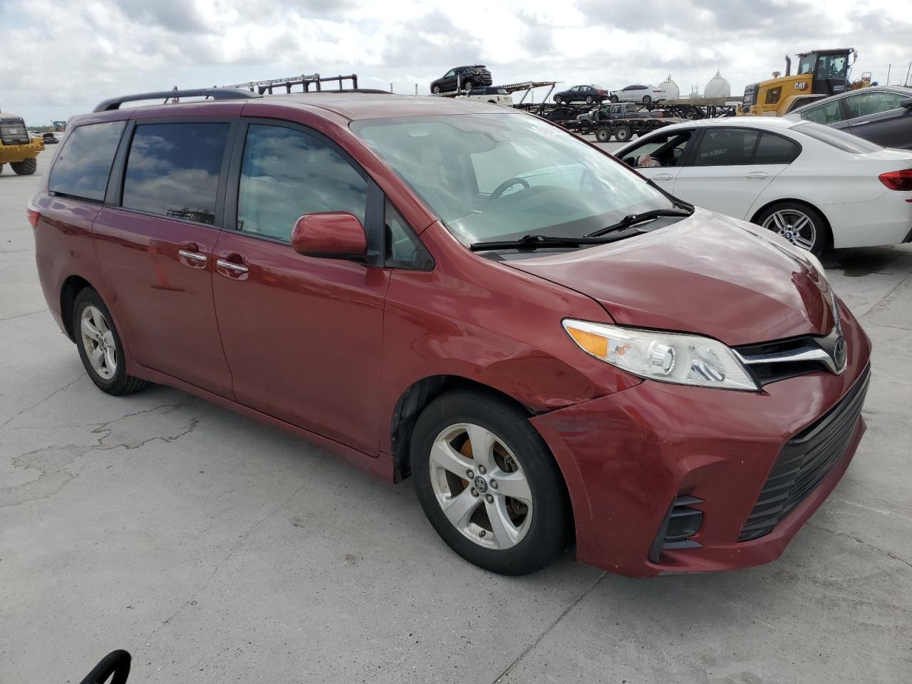 Photo 3 VIN: 5TDKZ3DC0KS982911 - TOYOTA SIENNA 