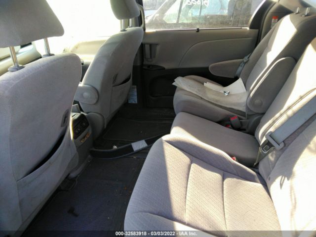 Photo 7 VIN: 5TDKZ3DC0KS988451 - TOYOTA SIENNA 