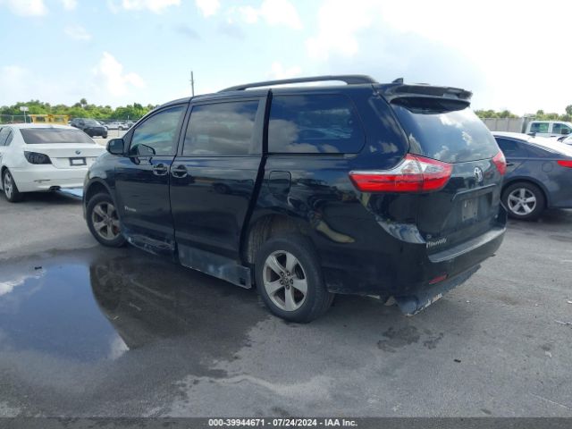 Photo 2 VIN: 5TDKZ3DC0LS057577 - TOYOTA SIENNA 