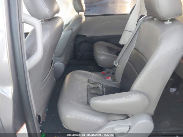 Photo 7 VIN: 5TDKZ3DC1HS781835 - TOYOTA SIENNA 