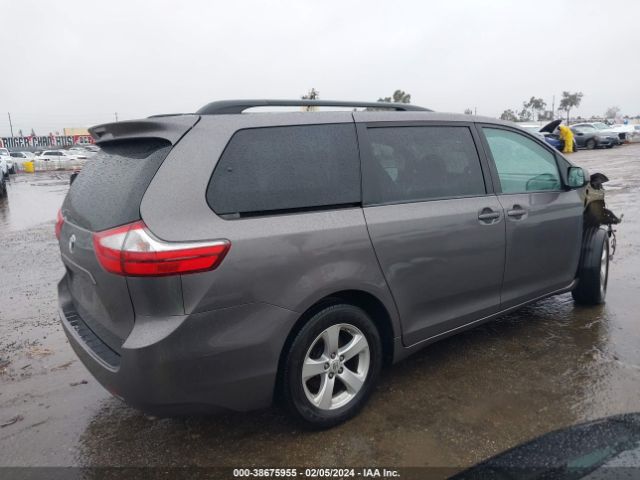 Photo 3 VIN: 5TDKZ3DC1HS782838 - TOYOTA SIENNA 