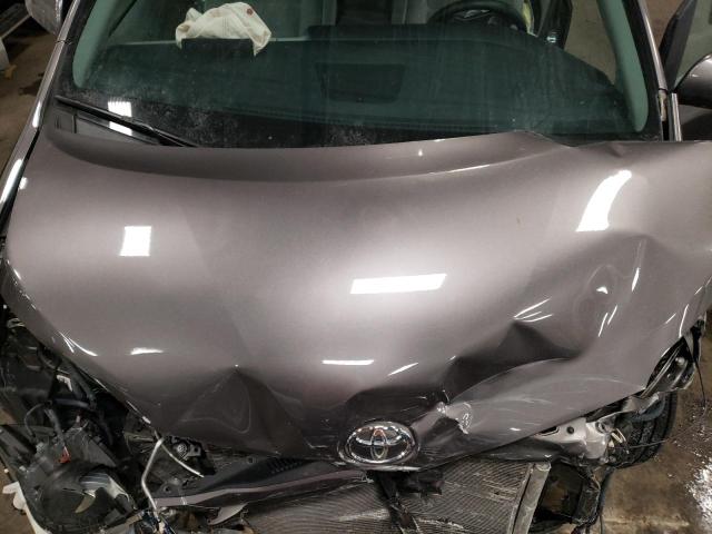 Photo 11 VIN: 5TDKZ3DC1HS795993 - TOYOTA SIENNA LE 