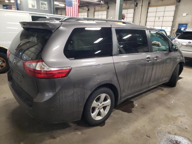 Photo 2 VIN: 5TDKZ3DC1HS795993 - TOYOTA SIENNA LE 