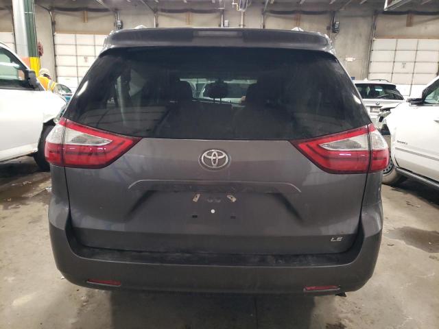 Photo 5 VIN: 5TDKZ3DC1HS795993 - TOYOTA SIENNA LE 