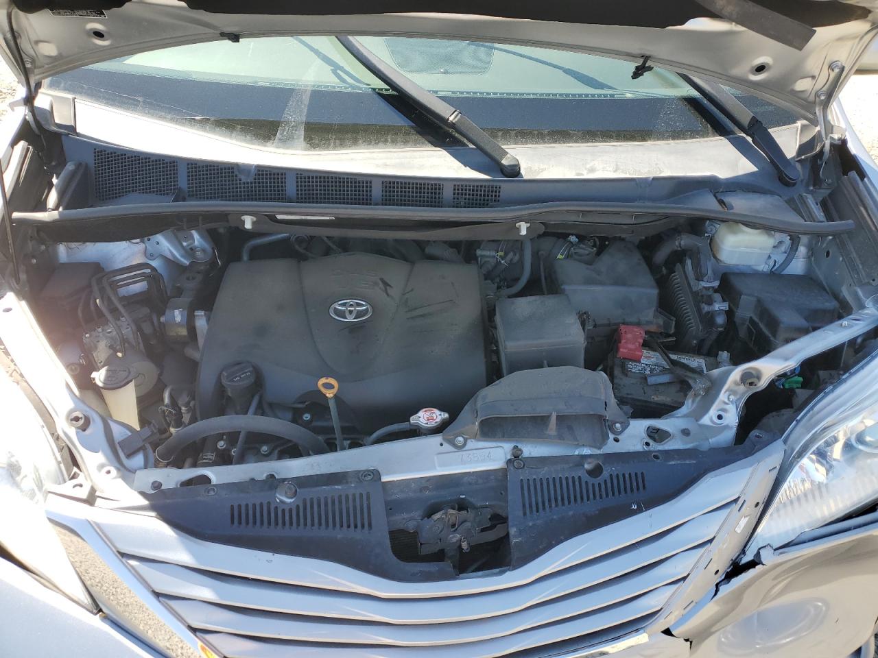 Photo 11 VIN: 5TDKZ3DC1HS836641 - TOYOTA SIENNA 