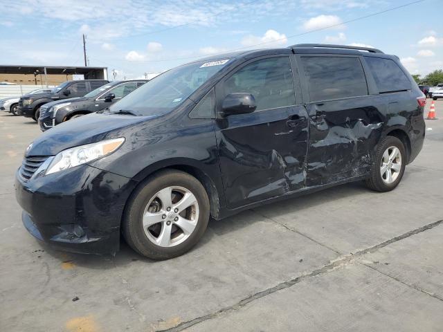 Photo 0 VIN: 5TDKZ3DC1HS868683 - TOYOTA SIENNA LE 