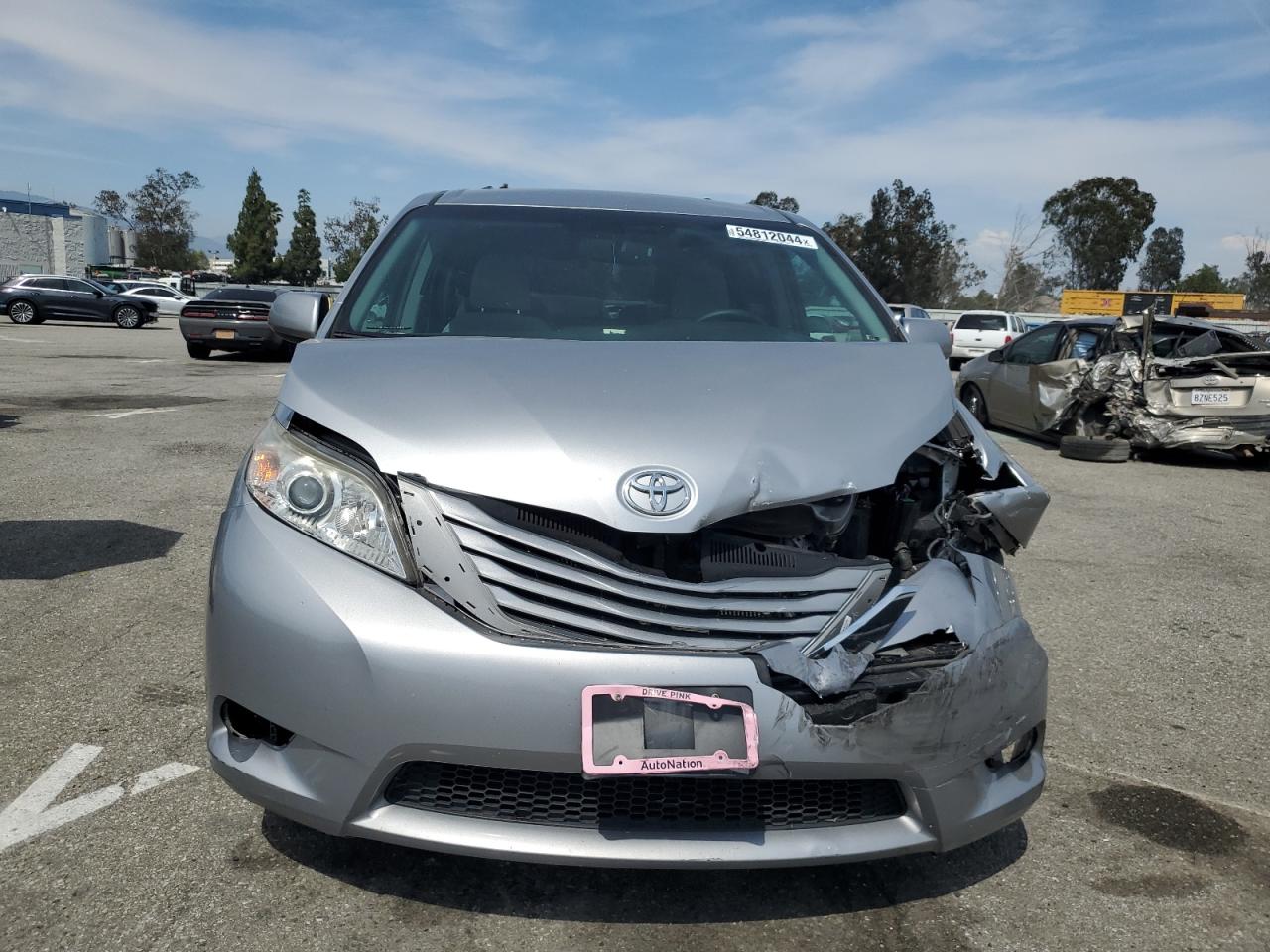 Photo 4 VIN: 5TDKZ3DC1HS874676 - TOYOTA SIENNA 