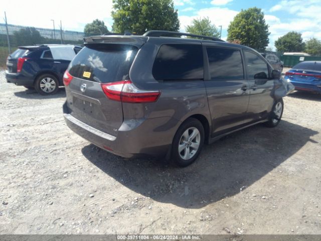 Photo 3 VIN: 5TDKZ3DC1JS961693 - TOYOTA SIENNA 