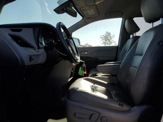 Photo 6 VIN: 5TDKZ3DC1KS016485 - TOYOTA SIENNA LE 