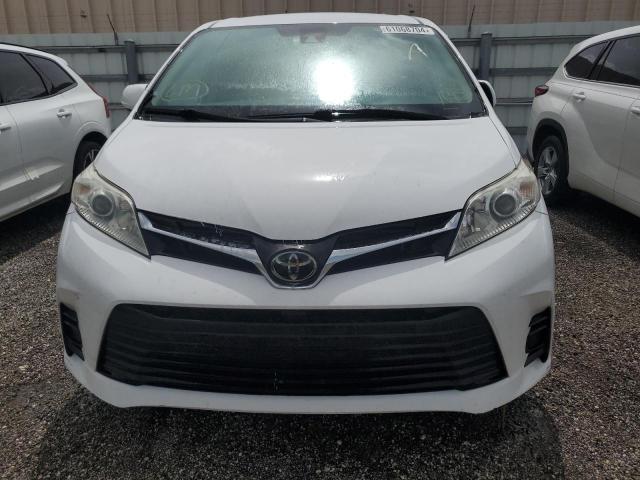 Photo 4 VIN: 5TDKZ3DC1KS966250 - TOYOTA SIENNA LE 