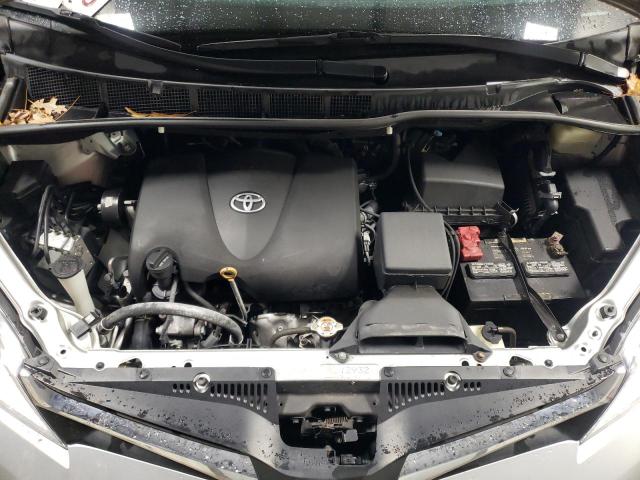 Photo 11 VIN: 5TDKZ3DC1KS970671 - TOYOTA SIENNA LE 