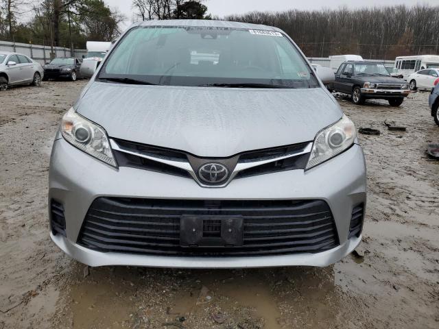 Photo 4 VIN: 5TDKZ3DC1KS974476 - TOYOTA SIENNA LE 