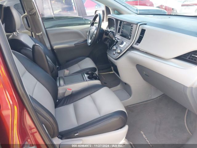 Photo 4 VIN: 5TDKZ3DC1LS081239 - TOYOTA SIENNA 