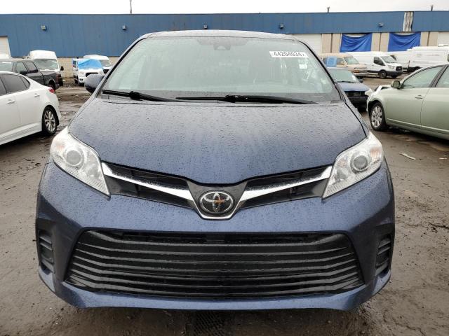 Photo 4 VIN: 5TDKZ3DC1LS082679 - TOYOTA SIENNA LE 