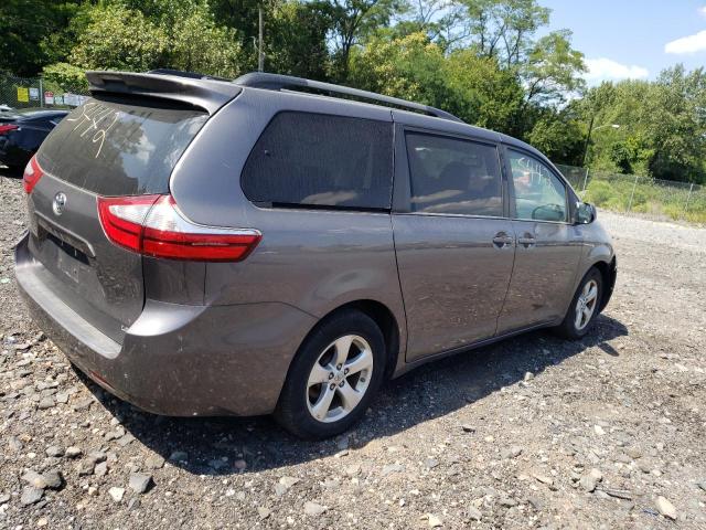 Photo 2 VIN: 5TDKZ3DC2HS770746 - TOYOTA SIENNA LE 