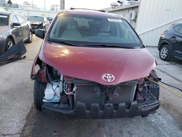 Photo 4 VIN: 5TDKZ3DC2HS785389 - TOYOTA SIENNA LE 