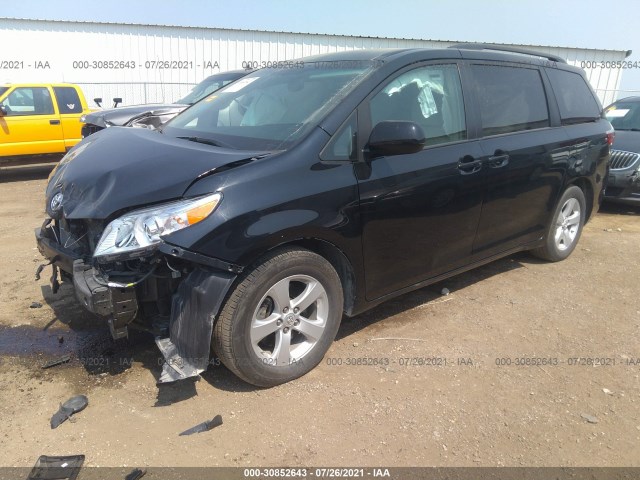 Photo 1 VIN: 5TDKZ3DC2HS787854 - TOYOTA SIENNA 