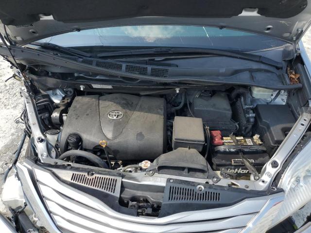 Photo 11 VIN: 5TDKZ3DC2HS847910 - TOYOTA SIENNA 