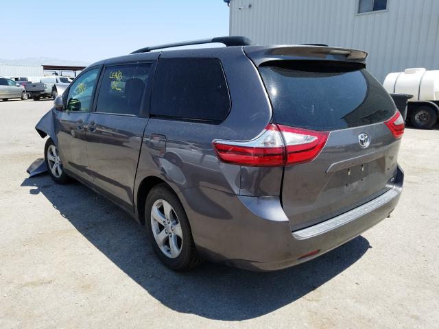 Photo 2 VIN: 5TDKZ3DC2HS863850 - TOYOTA SIENNA LE 