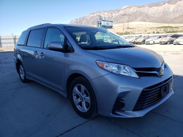 Photo 0 VIN: 5TDKZ3DC2JS918495 - TOYOTA SIENNA LE 