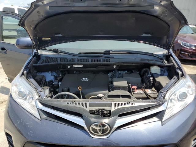 Photo 6 VIN: 5TDKZ3DC2JS956230 - TOYOTA SIENNA LE 