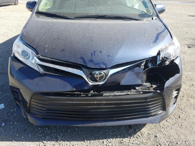 Photo 8 VIN: 5TDKZ3DC2KS990217 - TOYOTA SIENNA LE 