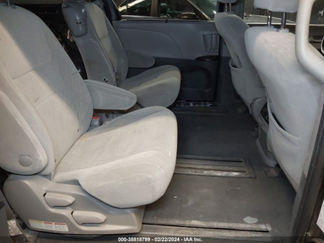 Photo 7 VIN: 5TDKZ3DC2LS025472 - TOYOTA SIENNA 