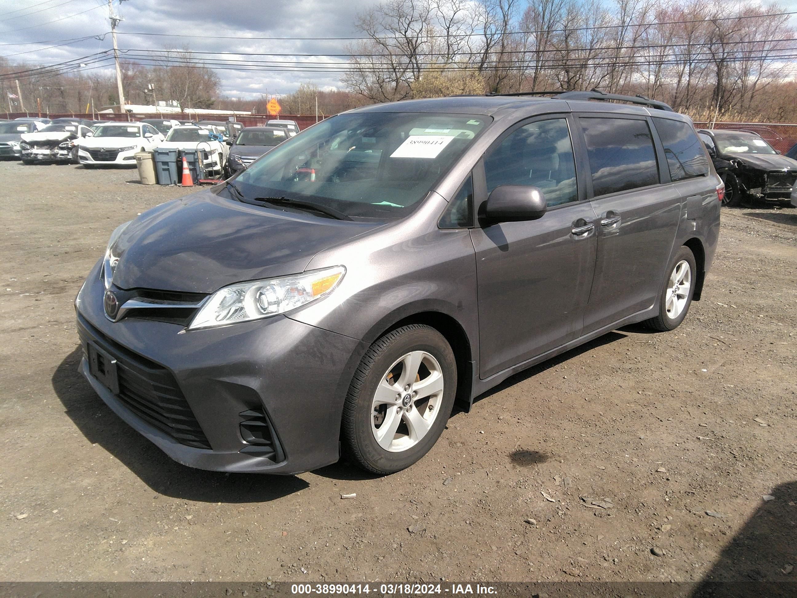 Photo 1 VIN: 5TDKZ3DC2LS043633 - TOYOTA SIENNA 