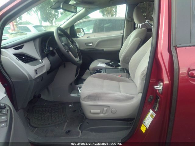 Photo 4 VIN: 5TDKZ3DC2LS045916 - TOYOTA SIENNA 