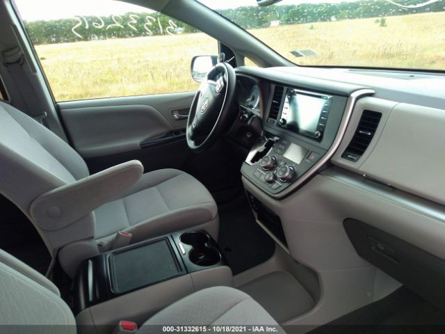 Photo 4 VIN: 5TDKZ3DC2LS059900 - TOYOTA SIENNA 