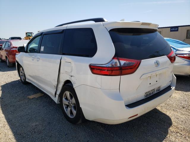 Photo 2 VIN: 5TDKZ3DC2LS062487 - TOYOTA SIENNA LE 