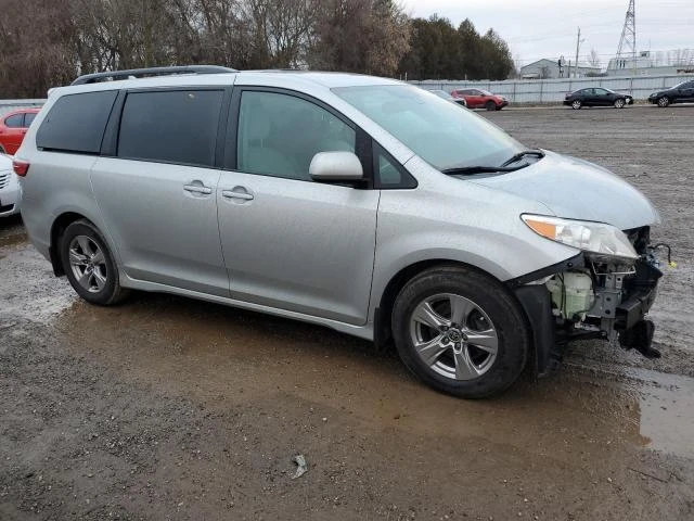 Photo 3 VIN: 5TDKZ3DC2LS077880 - TOYOTA SIENNA LE 