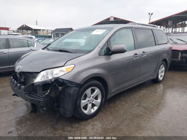 Photo 1 VIN: 5TDKZ3DC3HS776264 - TOYOTA SIENNA 