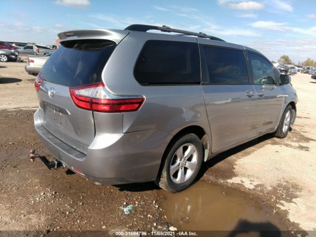 Photo 3 VIN: 5TDKZ3DC3HS786325 - TOYOTA SIENNA 