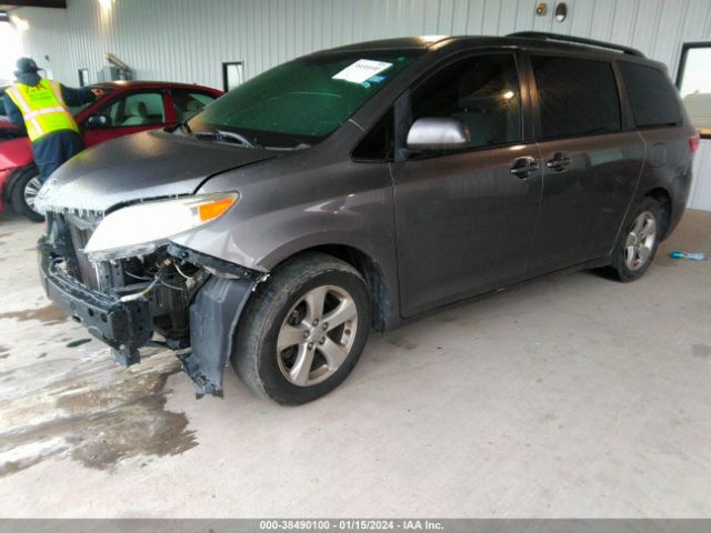 Photo 1 VIN: 5TDKZ3DC3HS795249 - TOYOTA SIENNA 